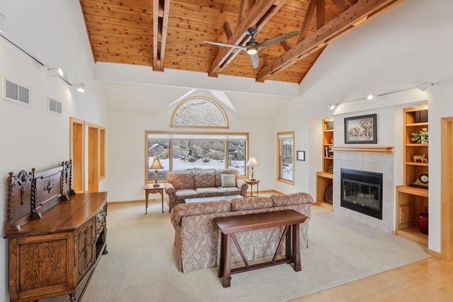 4494 Oak Valley Road, Cross Plains, WI 53528