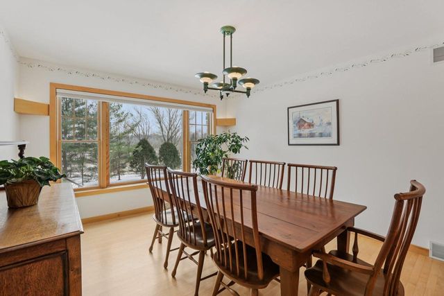 4494 Oak Valley Road, Cross Plains, WI 53528