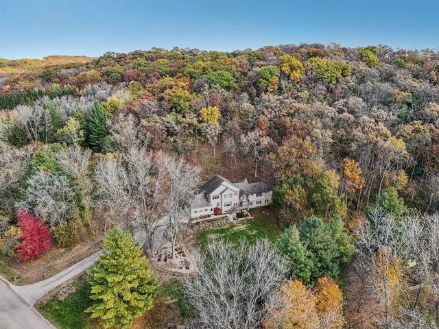 4494 Oak Valley Road, Cross Plains, WI 53528