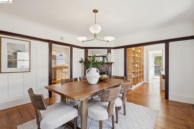 915 63Rd St, Oakland, CA 94608