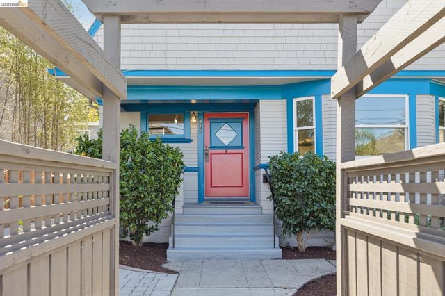 915 63Rd St, Oakland, CA 94608