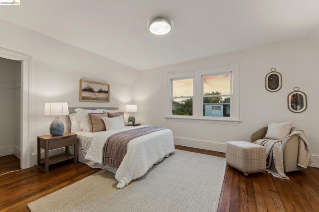 915 63Rd St, Oakland, CA 94608