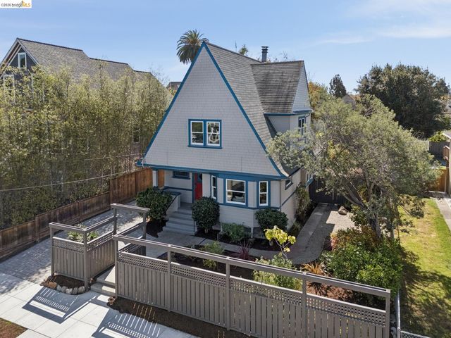 915 63Rd St, Oakland, CA 94608