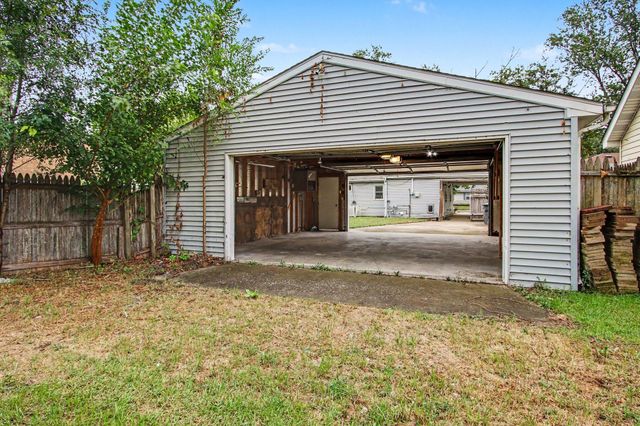 3752 Sandusky Street, Hobart, IN 46342