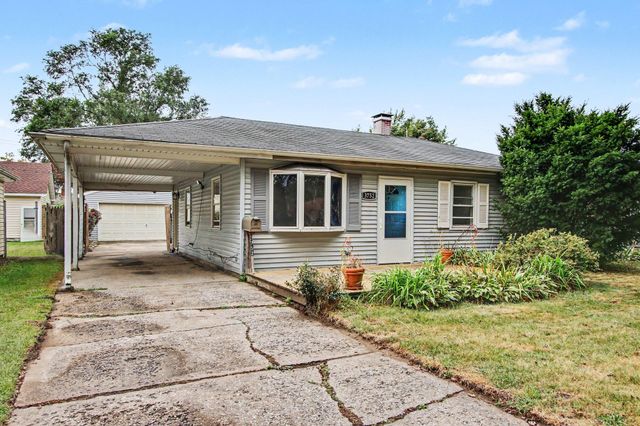 3752 Sandusky Street, Hobart, IN 46342