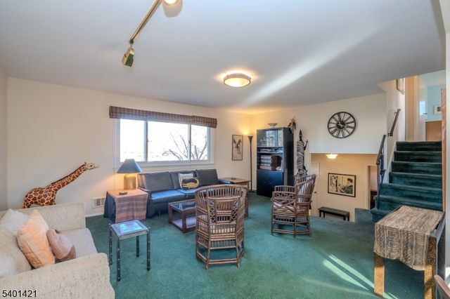 15 Newkirk Rd, Franklin Twp., NJ 08873