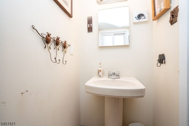 15 Newkirk Rd, Franklin Twp., NJ 08873