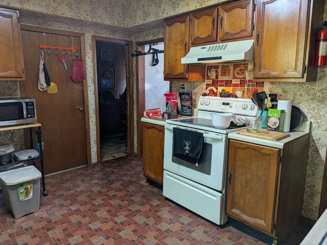90 River Street, Rutland City, VT 05701