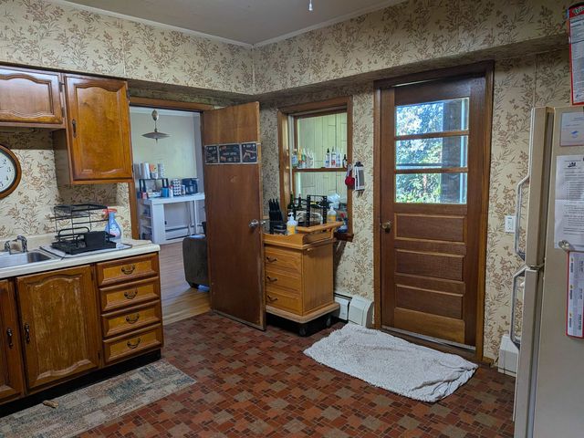 90 River Street, Rutland City, VT 05701