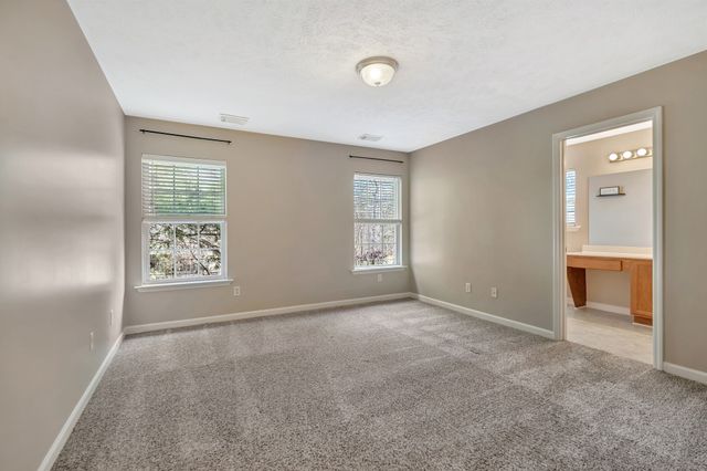 630 Big Hurricane Dr, La Vergne, TN 37086