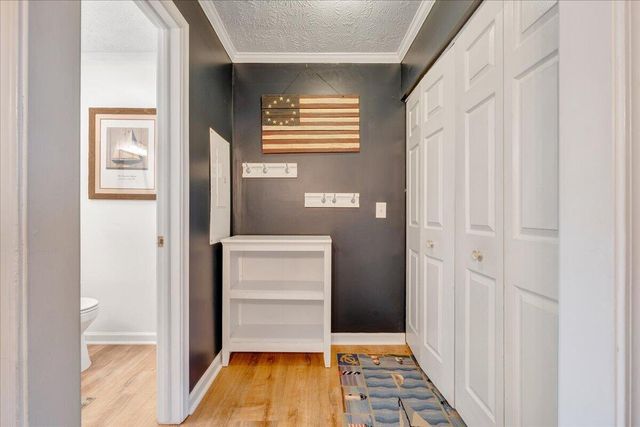 1211 Pats DR, Moneta, VA 24121