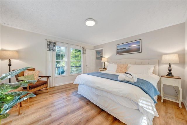 1211 Pats DR, Moneta, VA 24121