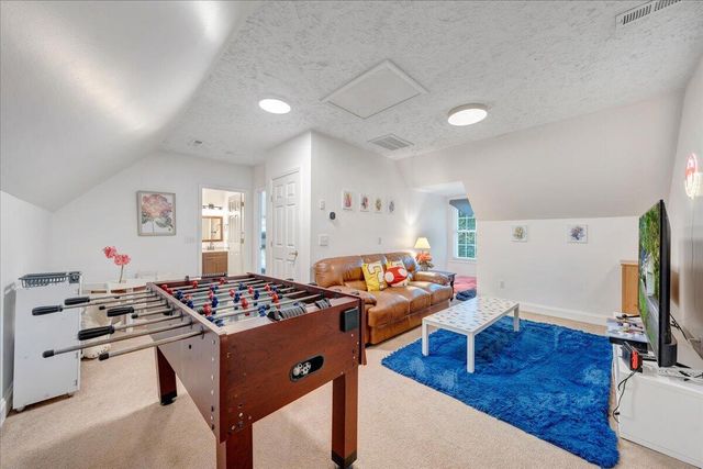 1211 Pats DR, Moneta, VA 24121