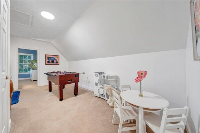 1211 Pats DR, Moneta, VA 24121
