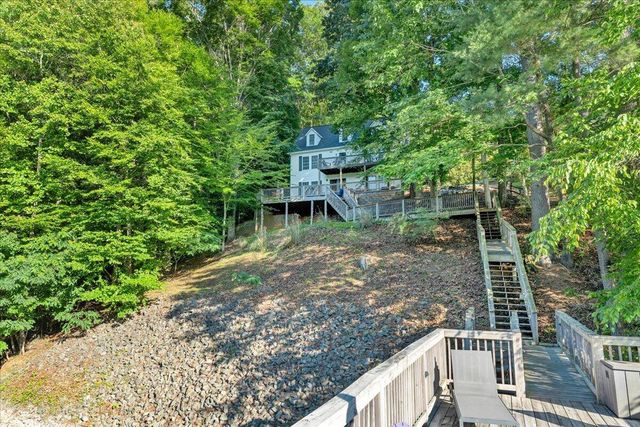 1211 Pats DR, Moneta, VA 24121