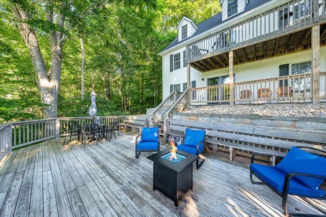 1211 Pats DR, Moneta, VA 24121