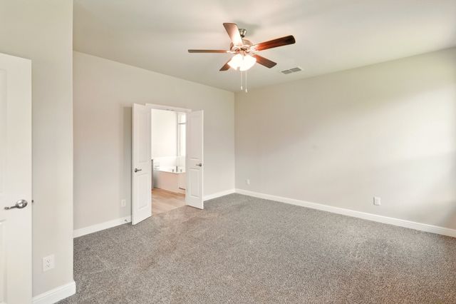 524 Big Horn Pass, Denton, TX 76210