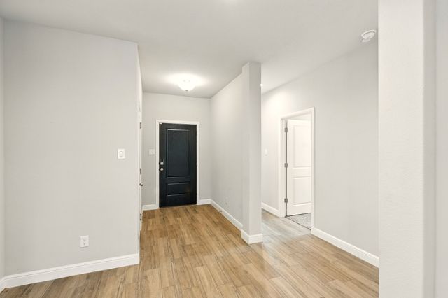 524 Big Horn Pass, Denton, TX 76210