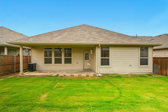 524 Big Horn Pass, Denton, TX 76210