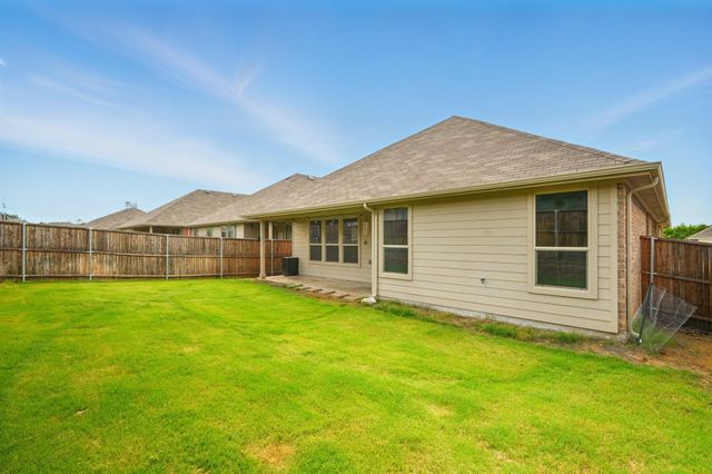 524 Big Horn Pass, Denton, TX 76210