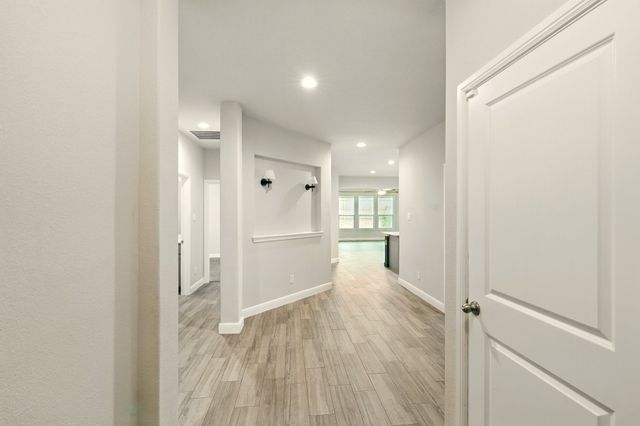 524 Big Horn Pass, Denton, TX 76210