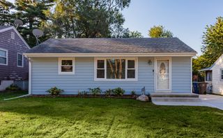 3253 Dubuque Avenue, Des Moines, IA 50317