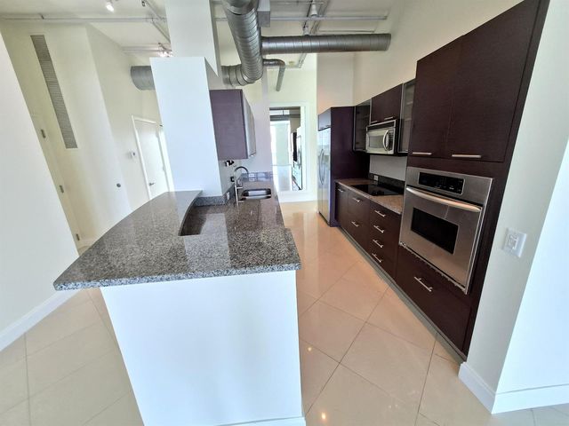 3029 NE 188th Street 805, Aventura, FL 33180