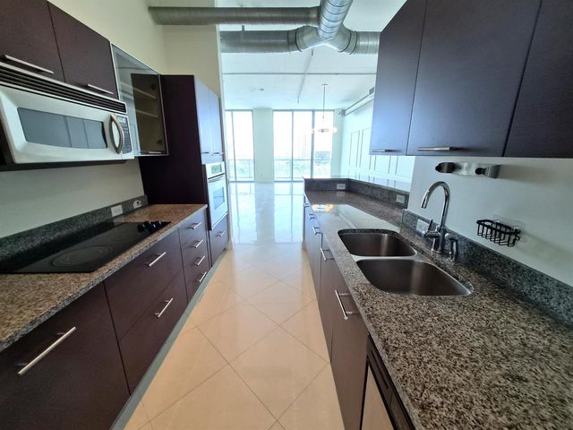 3029 NE 188th Street 805, Aventura, FL 33180