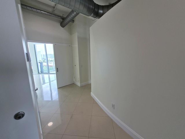 3029 NE 188th Street 805, Aventura, FL 33180