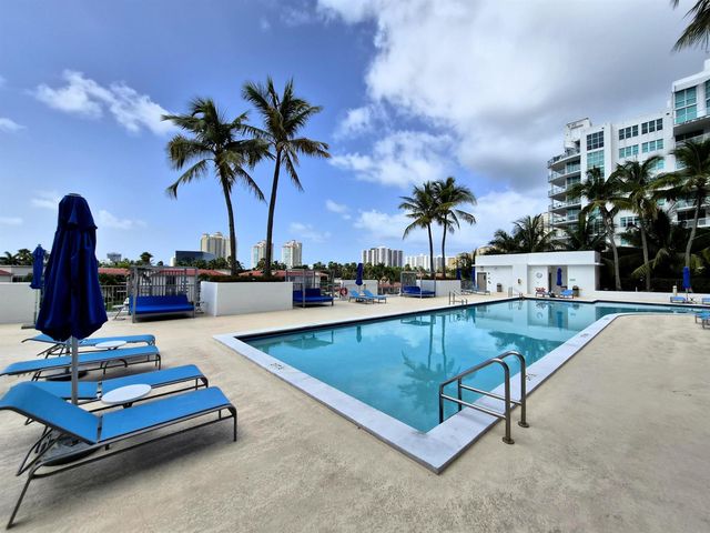 3029 NE 188th Street 805, Aventura, FL 33180