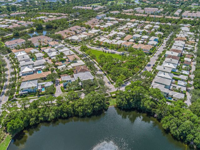 200 W Bay Cedar Circle, Jupiter, FL 33458