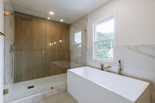 4436 Heritage Glen, San Diego, CA 92130