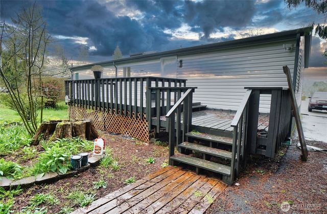 11344 6th Avenue SE, Olympia, WA 98513