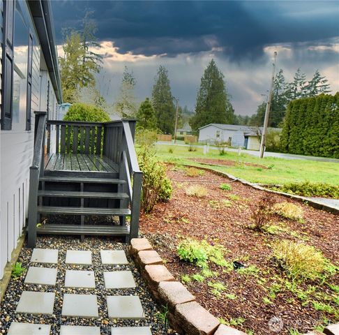 11344 6th Avenue SE, Olympia, WA 98513