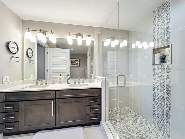 16300 COUNTY ROAD 455 405, Montverde, FL 34756