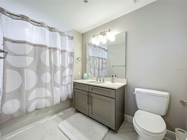 16300 COUNTY ROAD 455 405, Montverde, FL 34756