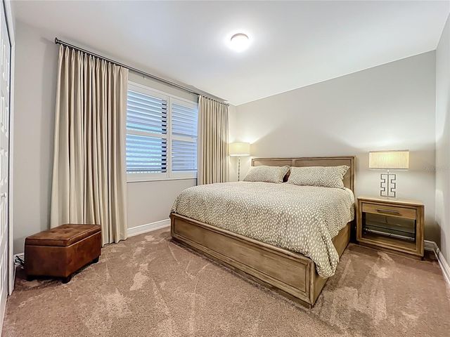 16300 COUNTY ROAD 455 405, Montverde, FL 34756