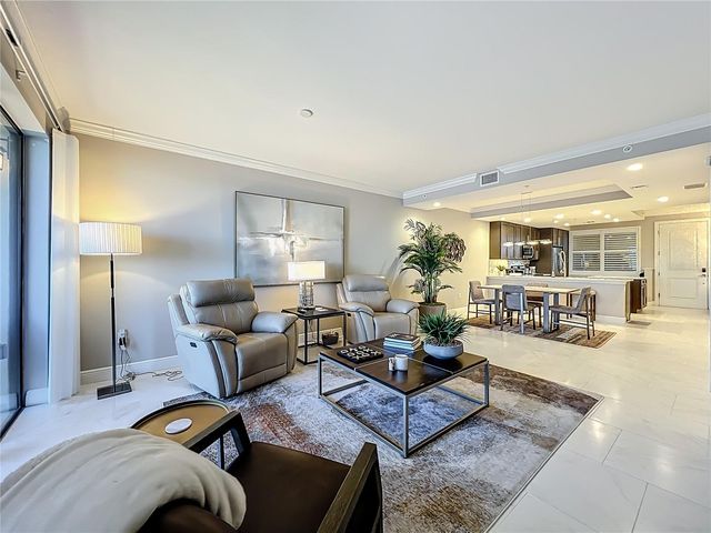 16300 COUNTY ROAD 455 405, Montverde, FL 34756