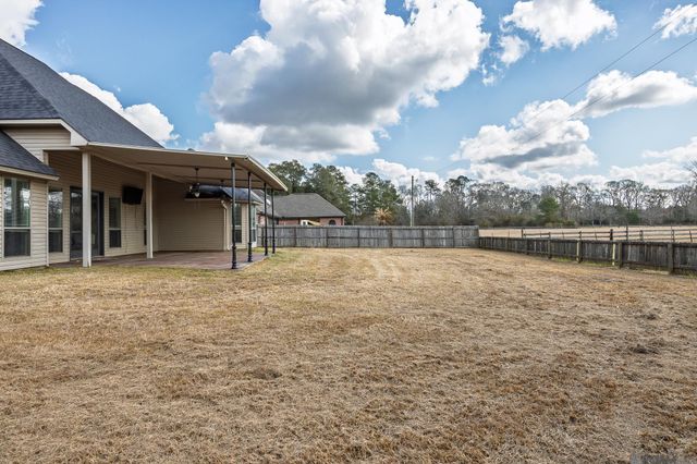 11140 Sims Rd, Denham Springs, LA 70706
