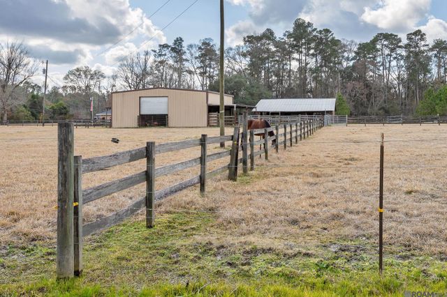 11140 Sims Rd, Denham Springs, LA 70706