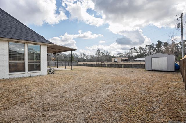 11140 Sims Rd, Denham Springs, LA 70706