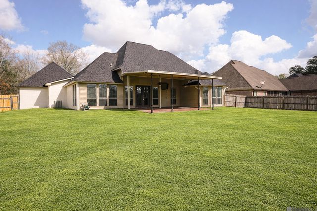 11140 Sims Rd, Denham Springs, LA 70706