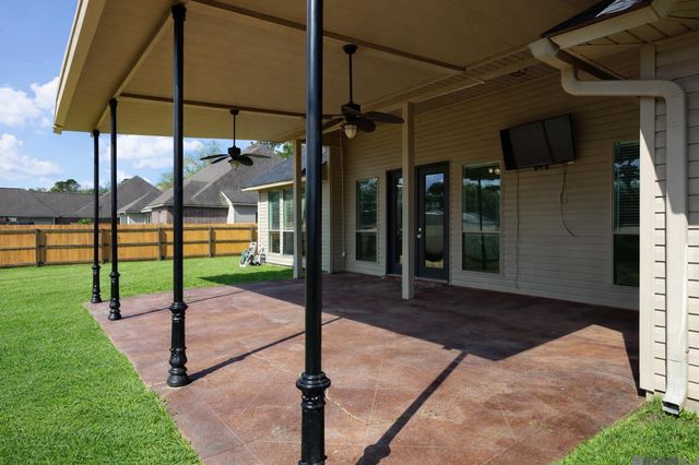 11140 Sims Rd, Denham Springs, LA 70706