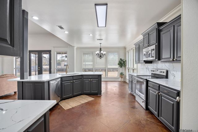 11140 Sims Rd, Denham Springs, LA 70706