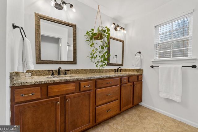 536 River Lake Drive, Eatonton, GA 31024