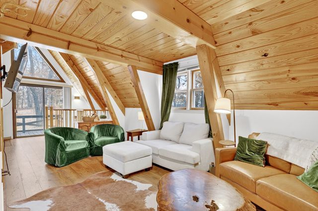 16996 E 524 Road, Stockton, MO 65785