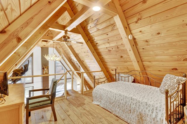 16996 E 524 Road, Stockton, MO 65785