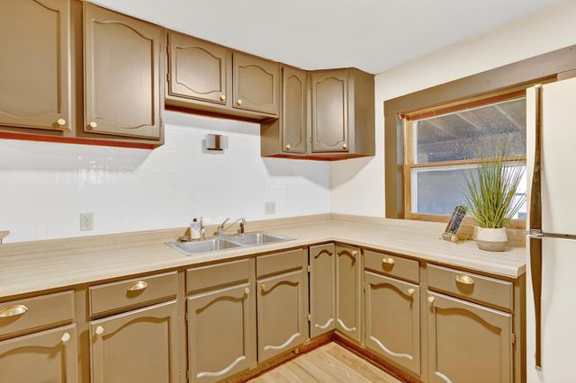 16996 E 524 Road, Stockton, MO 65785