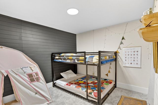 16996 E 524 Road, Stockton, MO 65785