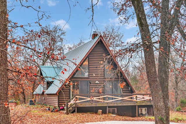 16996 E 524 Road, Stockton, MO 65785